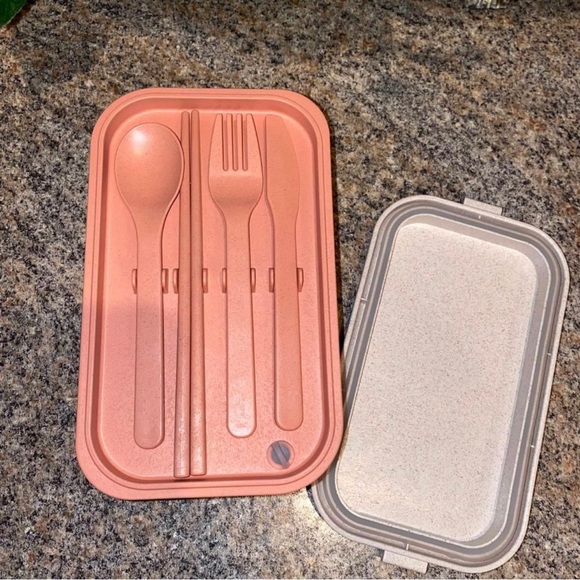 NEW: Our Place Layered Lunch Box Bento w/ Clips + Utensils - Picture 6 of 9